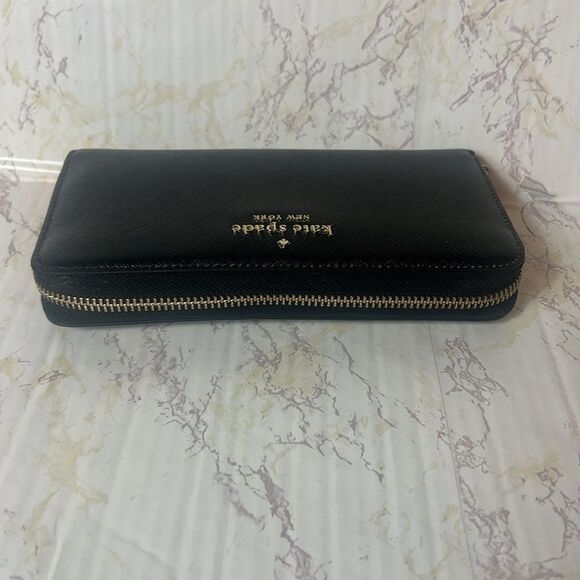 KATE SPADE BLACK AND GOLD LONG LEATHER ZIPPER WALLET - Picture 9 of 11